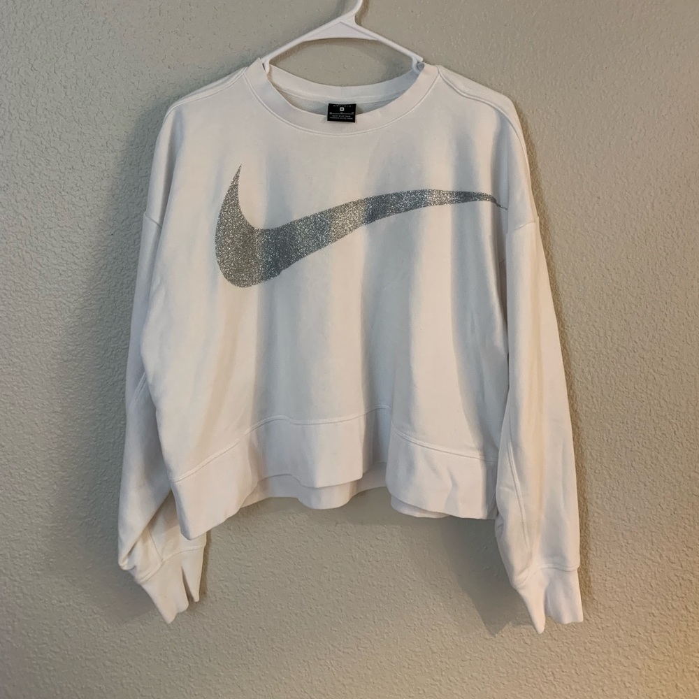 White Nike Sweater Womens M